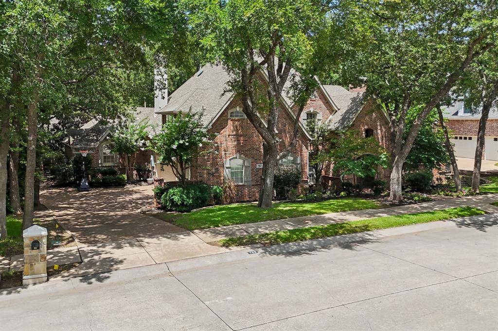 706 Wentwood Drive, Southlake, TX 76092