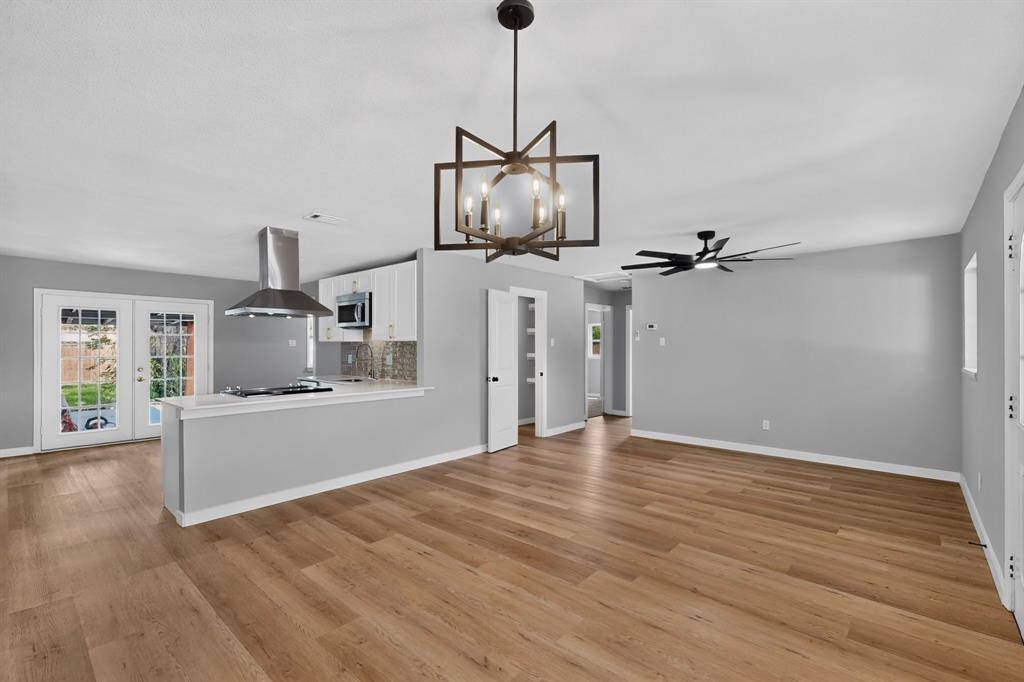 1125 Woodcrest Drive, Garland, TX 75040