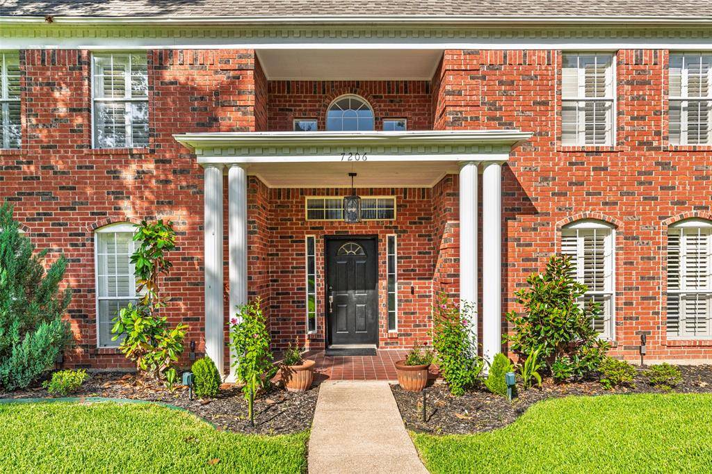 7206 Forestwind Court, Arlington, TX 76001