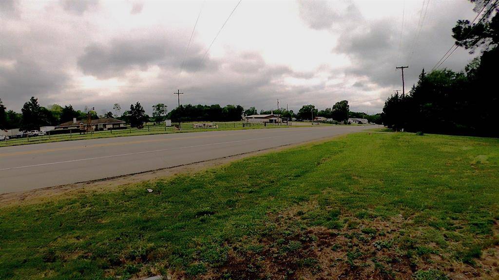 1520 W Hwy 67 Street, Mount Pleasant, TX 75455