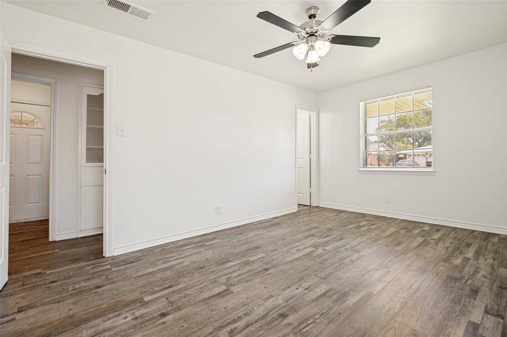 706 Goodyear Street, Irving, TX 75062