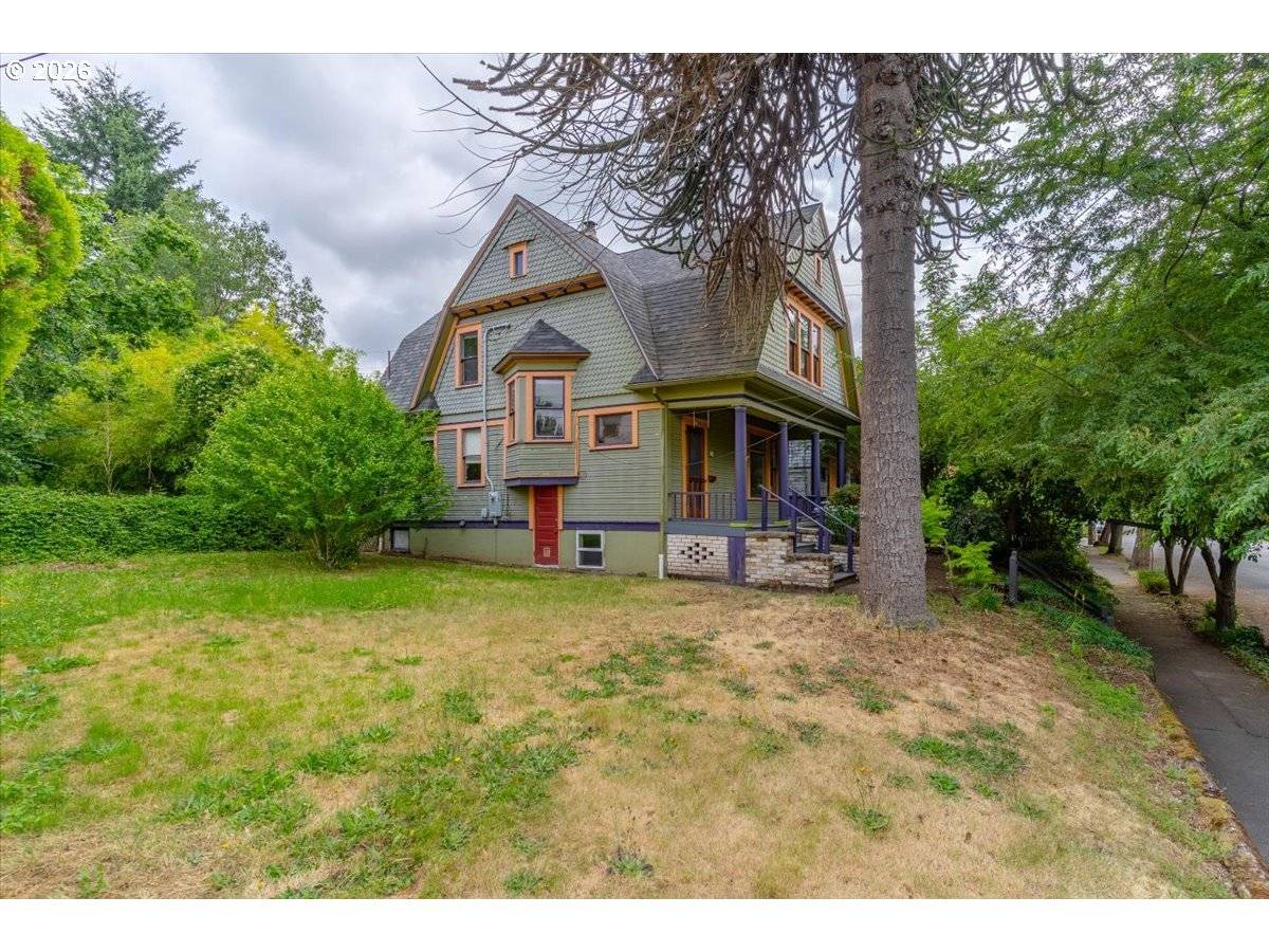 71 NE SAN RAFAEL ST, Portland, OR 97035