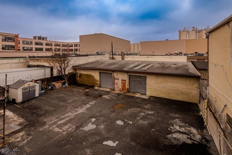 548 Ferry St, Newark City, NJ 07105