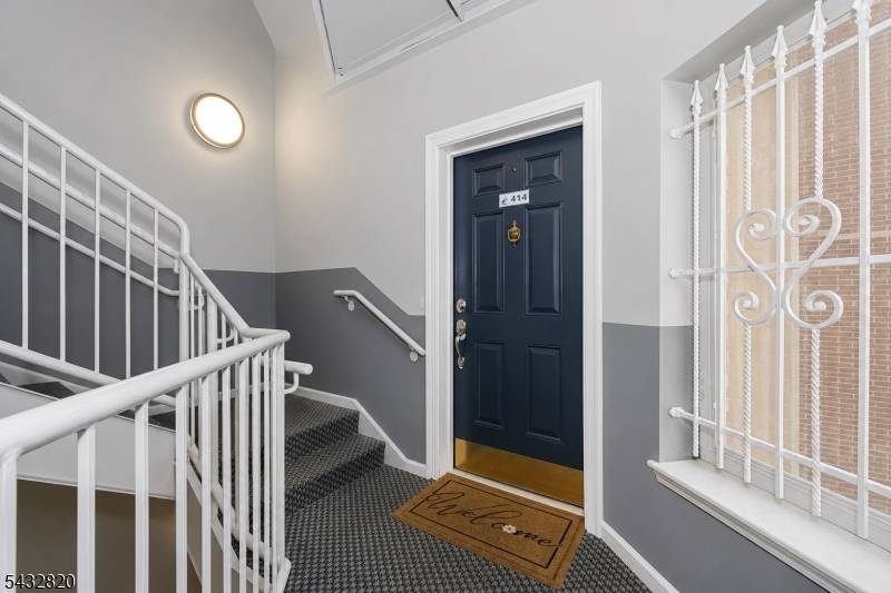 368 Rector St #414, Perth Amboy City, NJ 08861