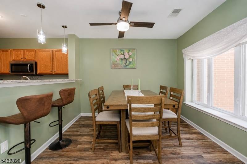 368 Rector St #414, Perth Amboy City, NJ 08861