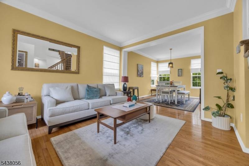 9 Hannah Ct, Readington Twp., NJ 08889