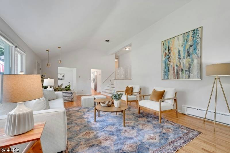 117 Yantacaw Brook Rd, Montclair Twp., NJ 07043