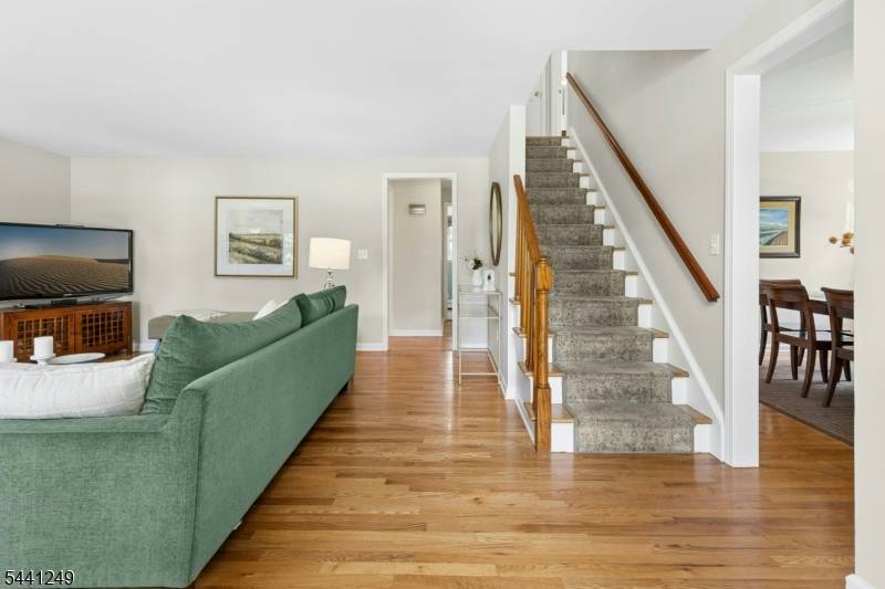 922 Cleveland Ave, Westfield Town, NJ 07090