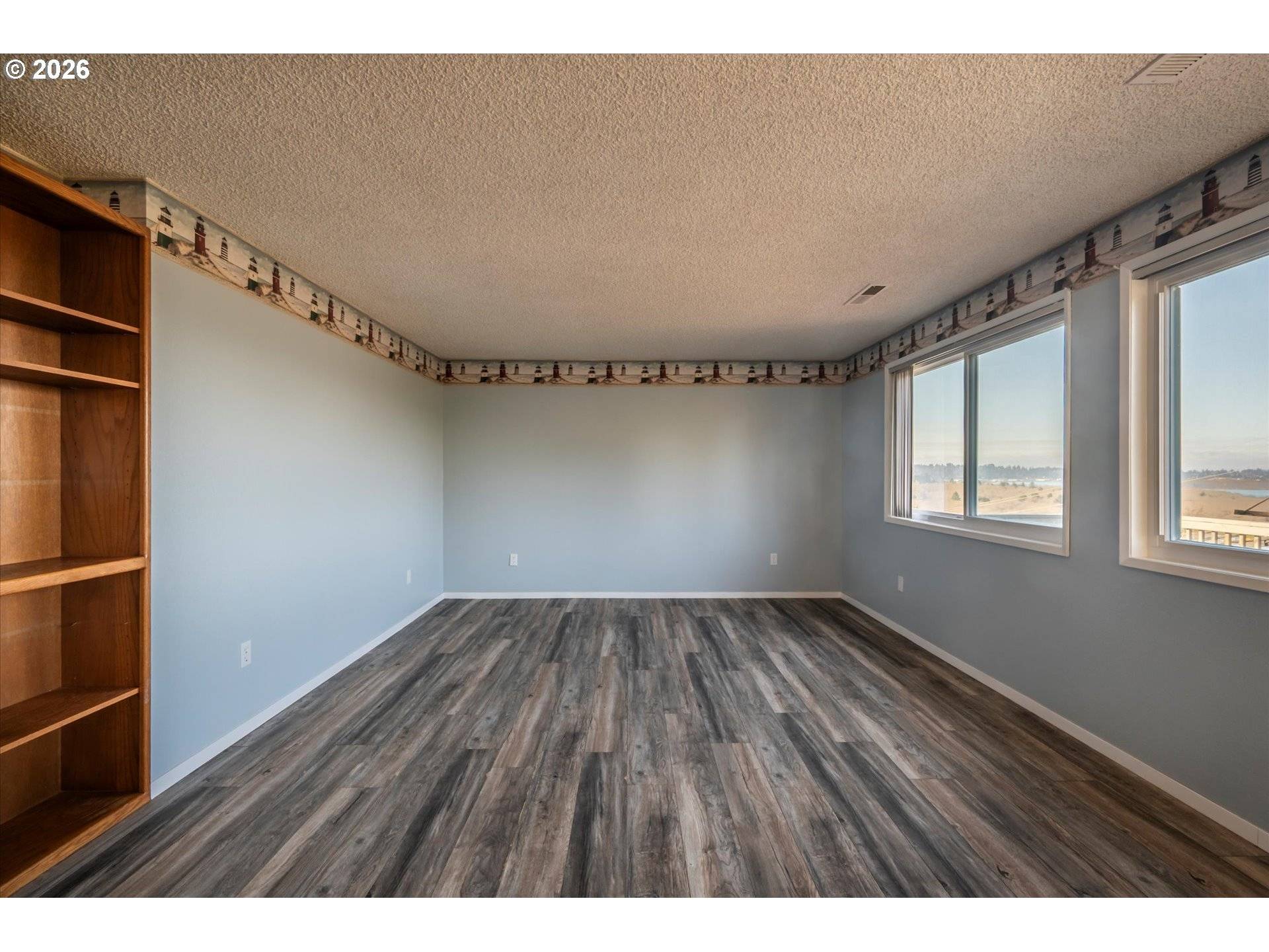1376 D ST, Coos Bay, OR 97420