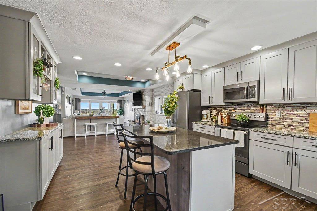 705 Bay RD, Bangor Twp, MI 48706