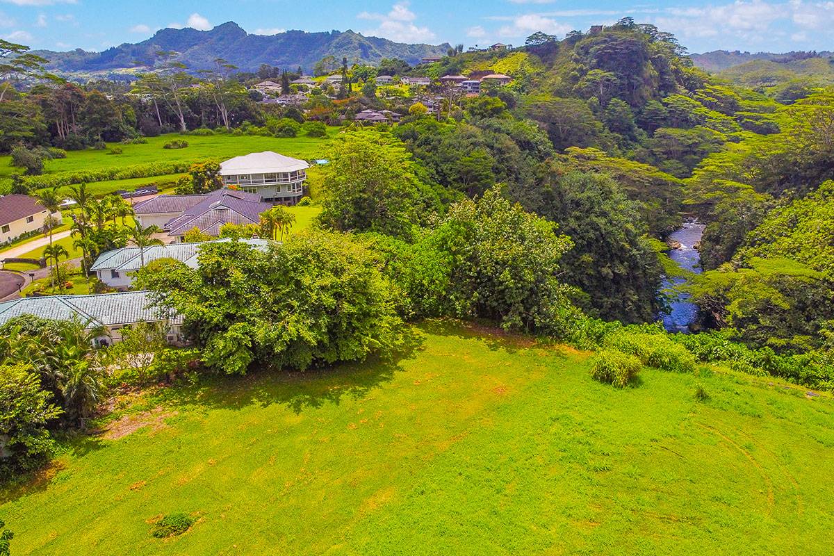 72 NO KA OI PL, Kapaa, HI 96746