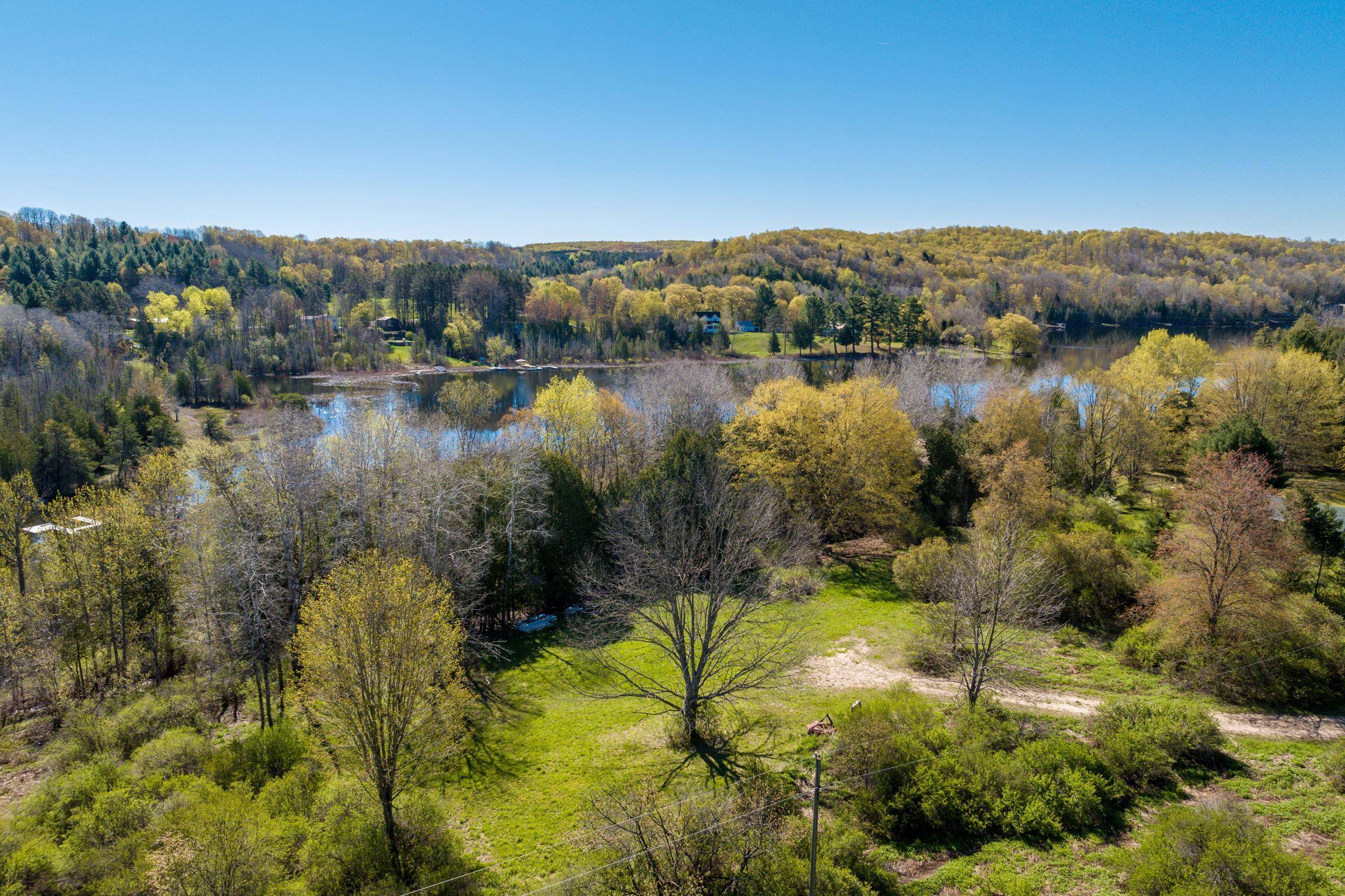 7309 Rains RD, Banks Twp, MI 49729