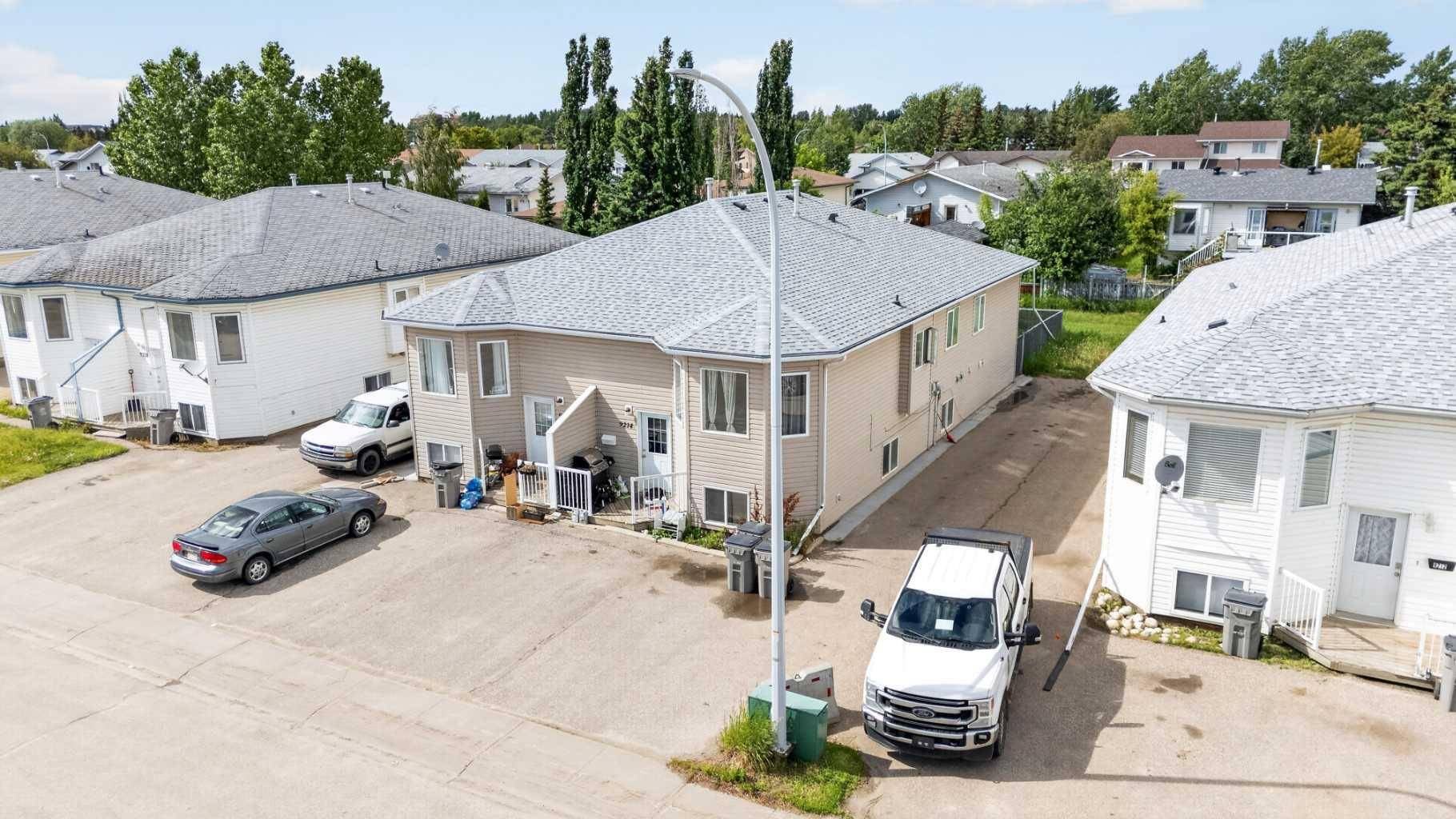 9214 94A AVE, Grande Prairie, AB T8V6W5