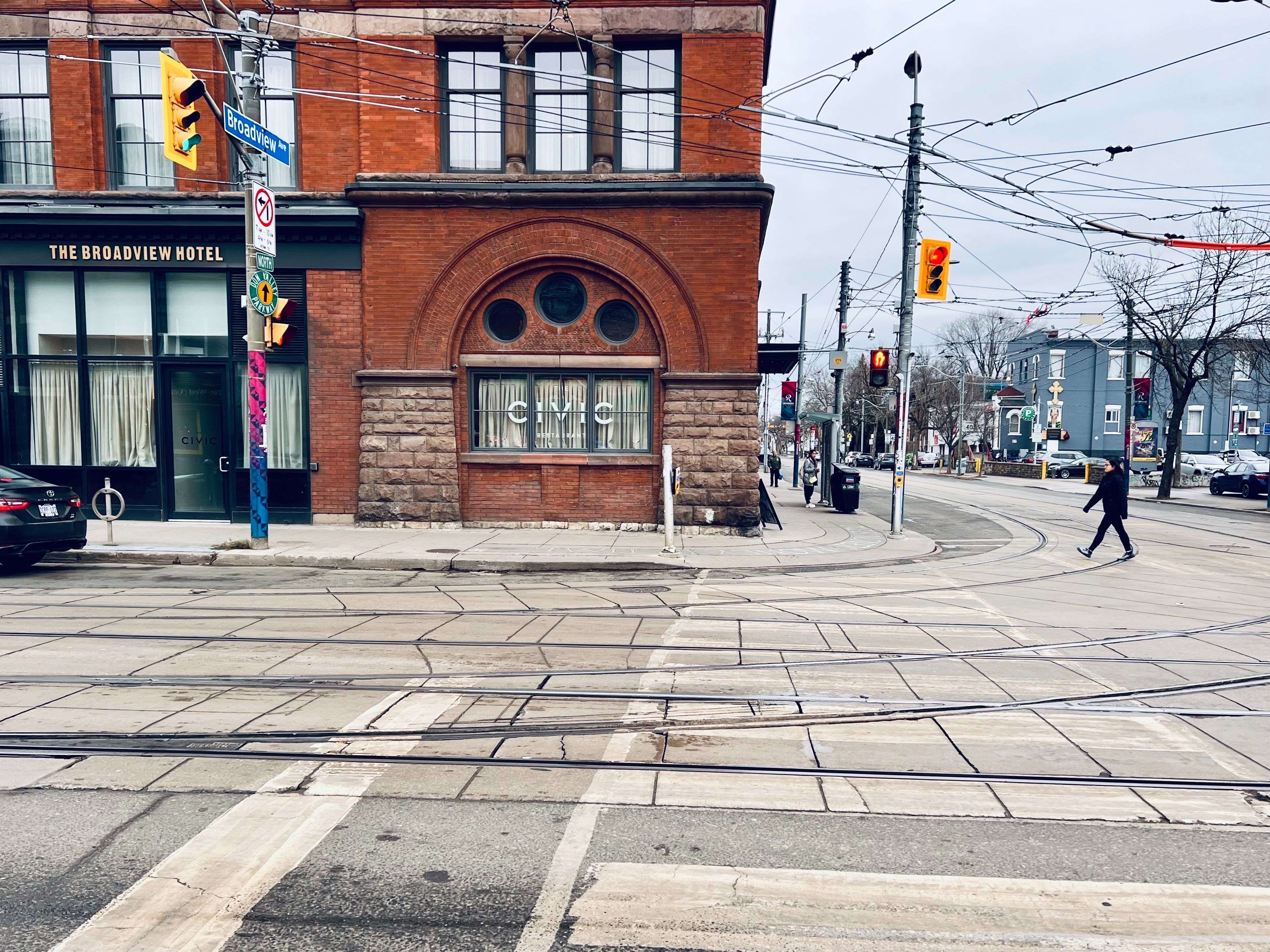 701 Queen ST E, Toronto E01, ON M4M 1G6