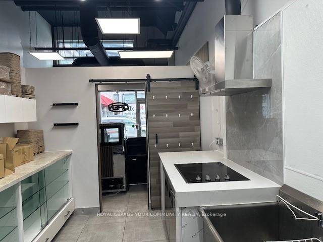 7181 Yonge ST #13, Markham, ON L3T 0C7