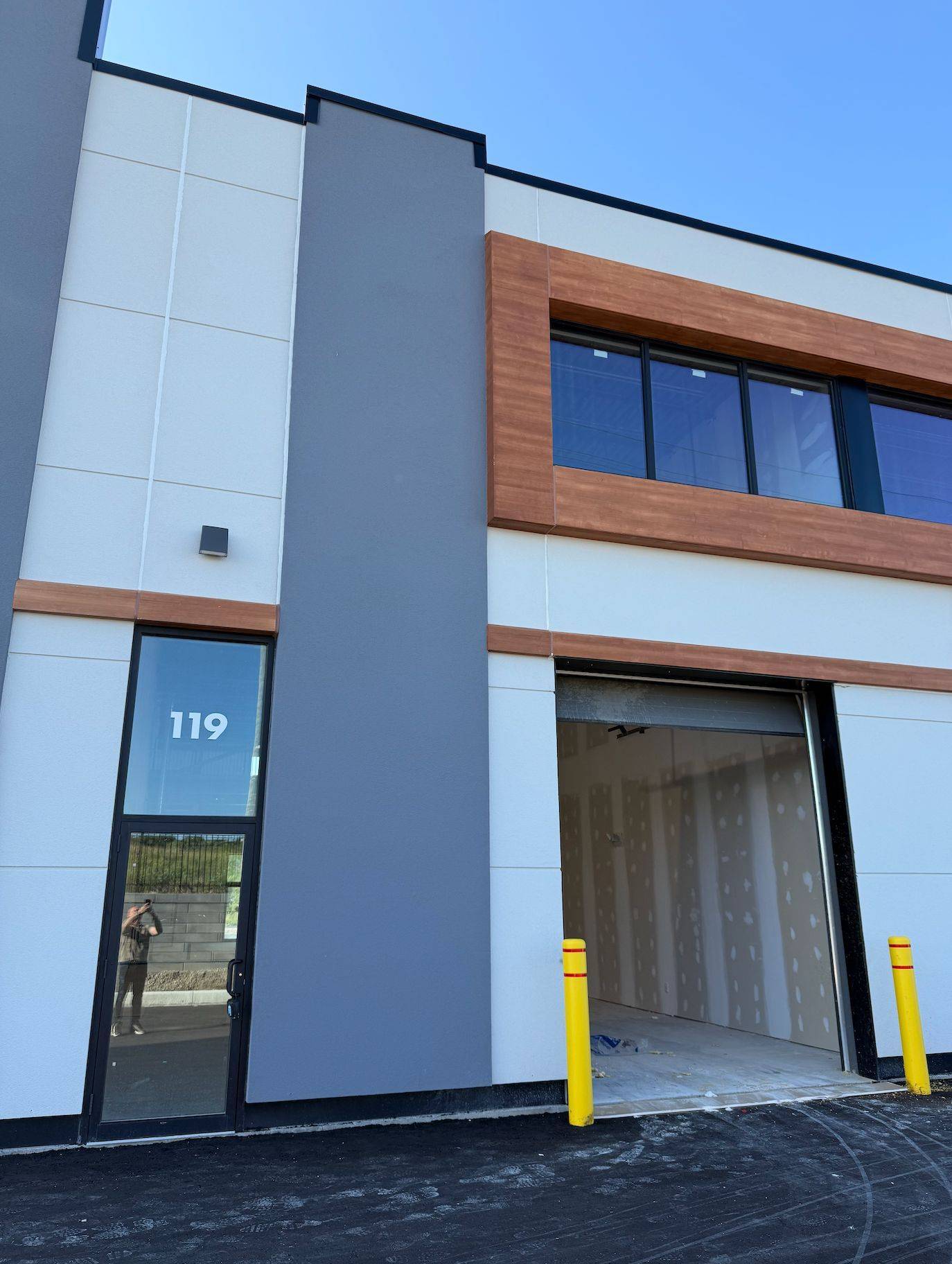 175 Melvin Robson AVE #119, Aurora, ON L4G 7B4