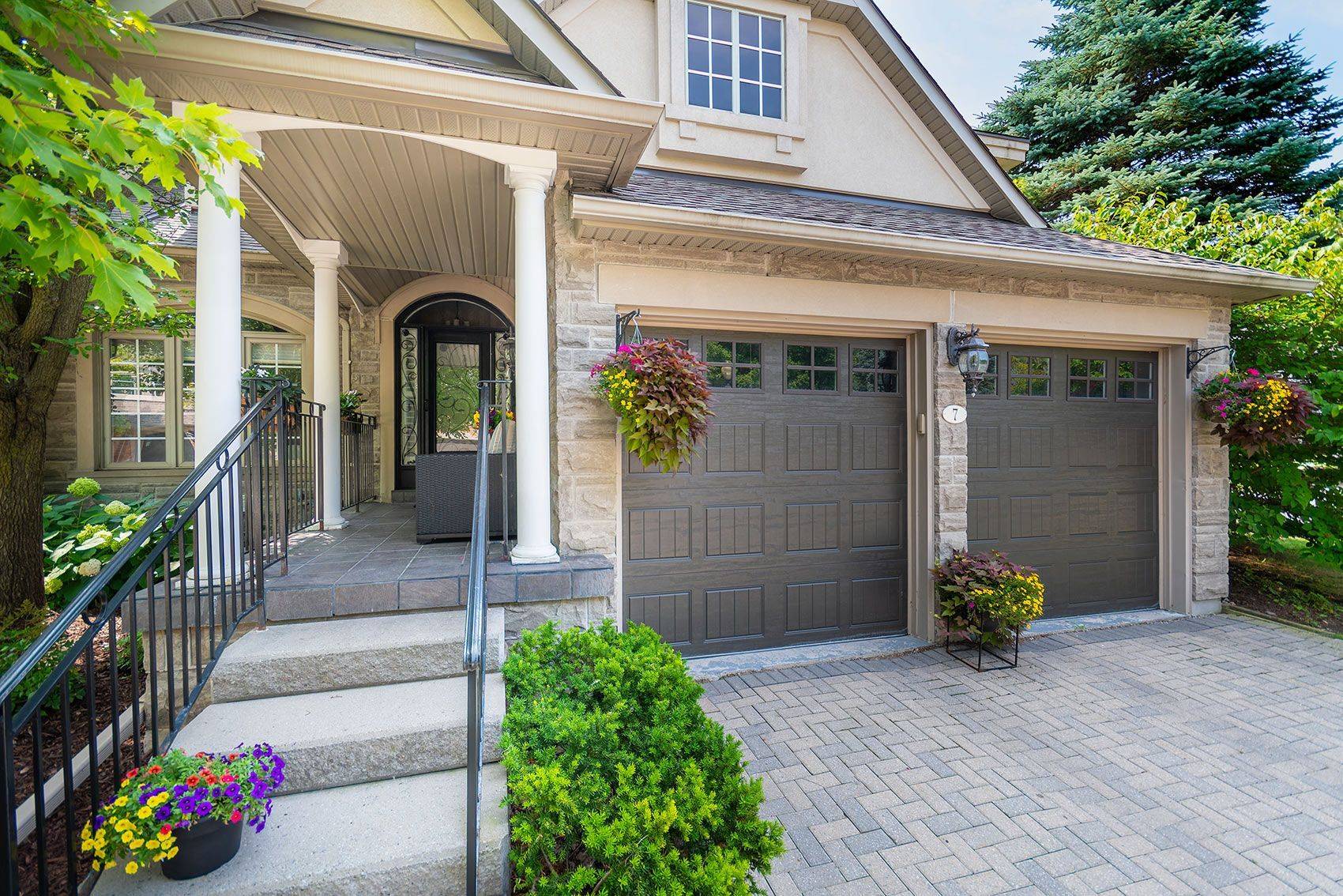 7 Wilton TRL, Aurora, ON L4G 7S9