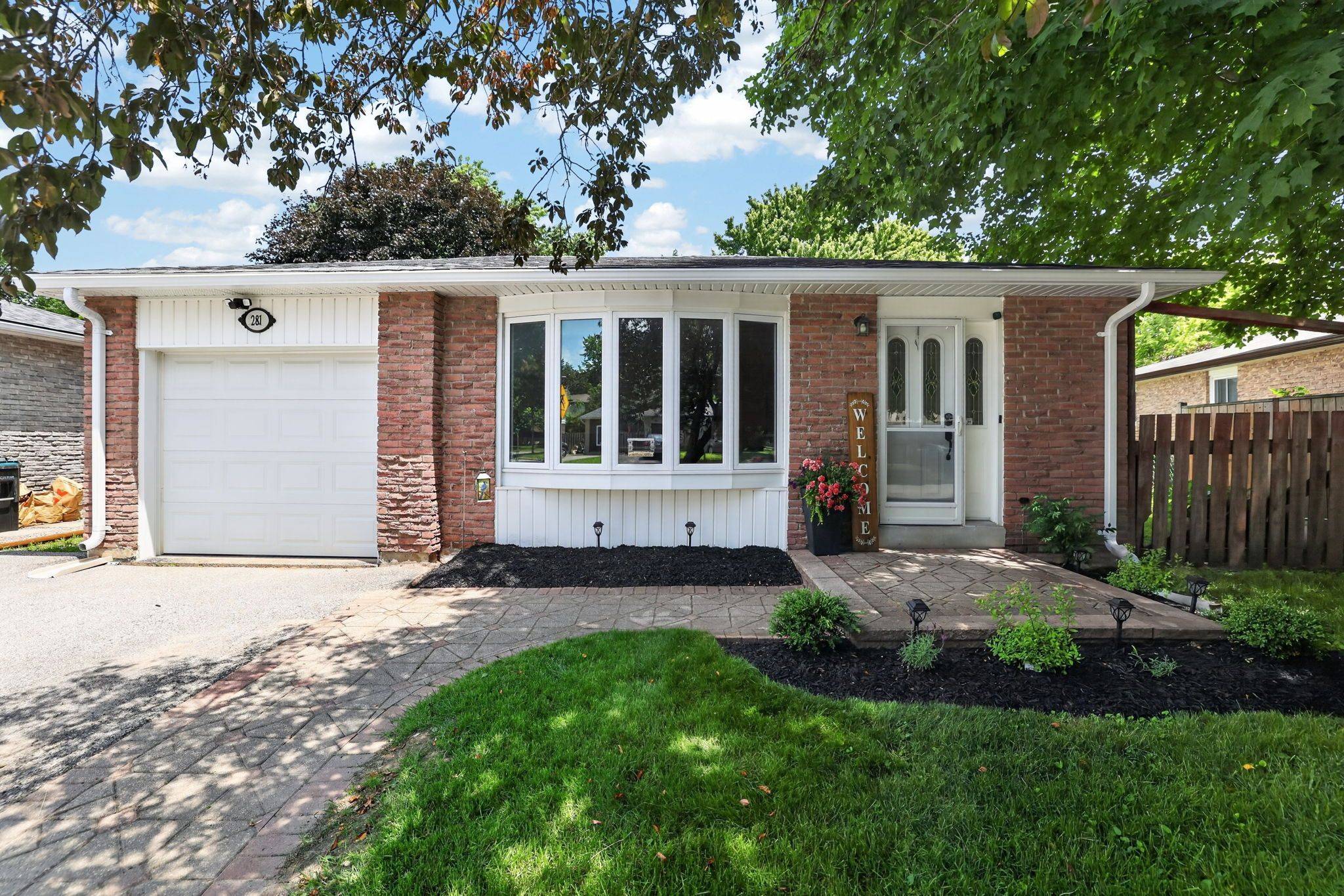 281 Tupper BLVD, New Tecumseth, ON L9R 1A8