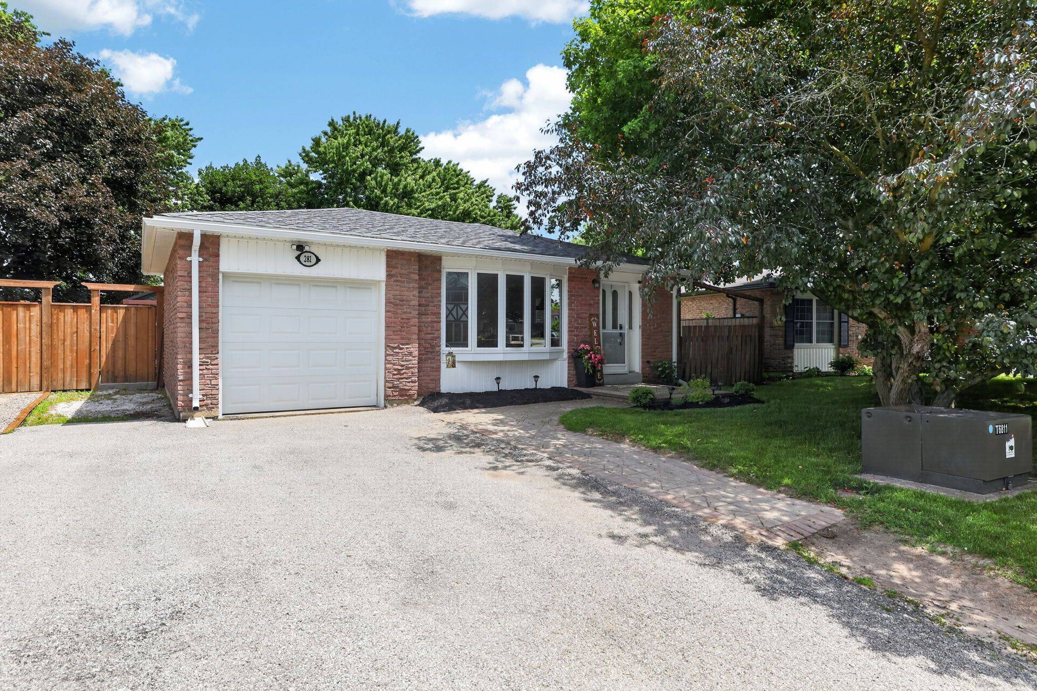281 Tupper BLVD, New Tecumseth, ON L9R 1A8