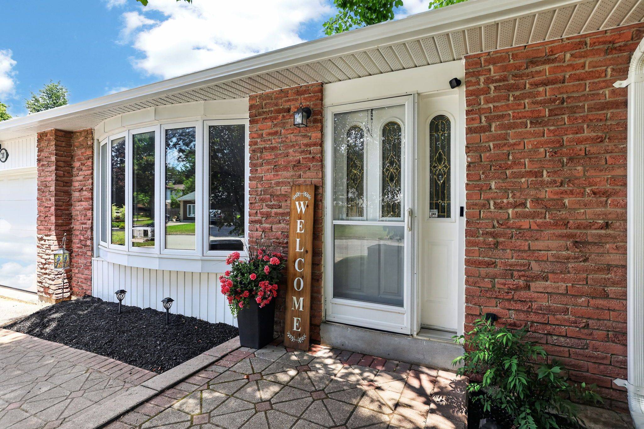 281 Tupper BLVD, New Tecumseth, ON L9R 1A8