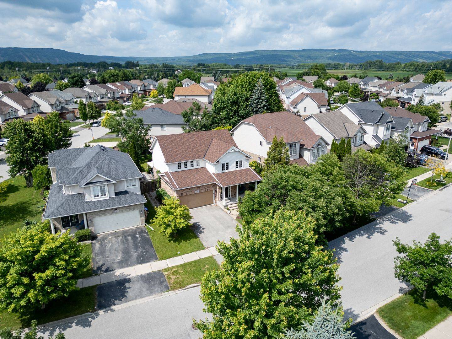 36 Georgian Meadows DR, Collingwood, ON L9Y 5H2