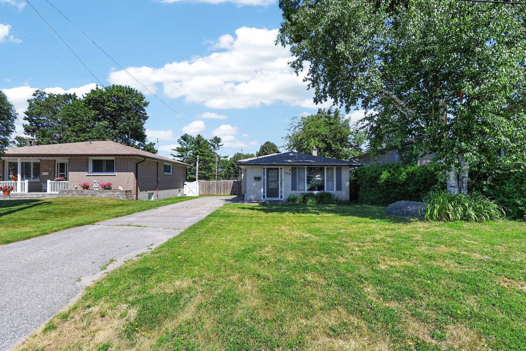320 Scott ST, Midland, ON L4R 2N1