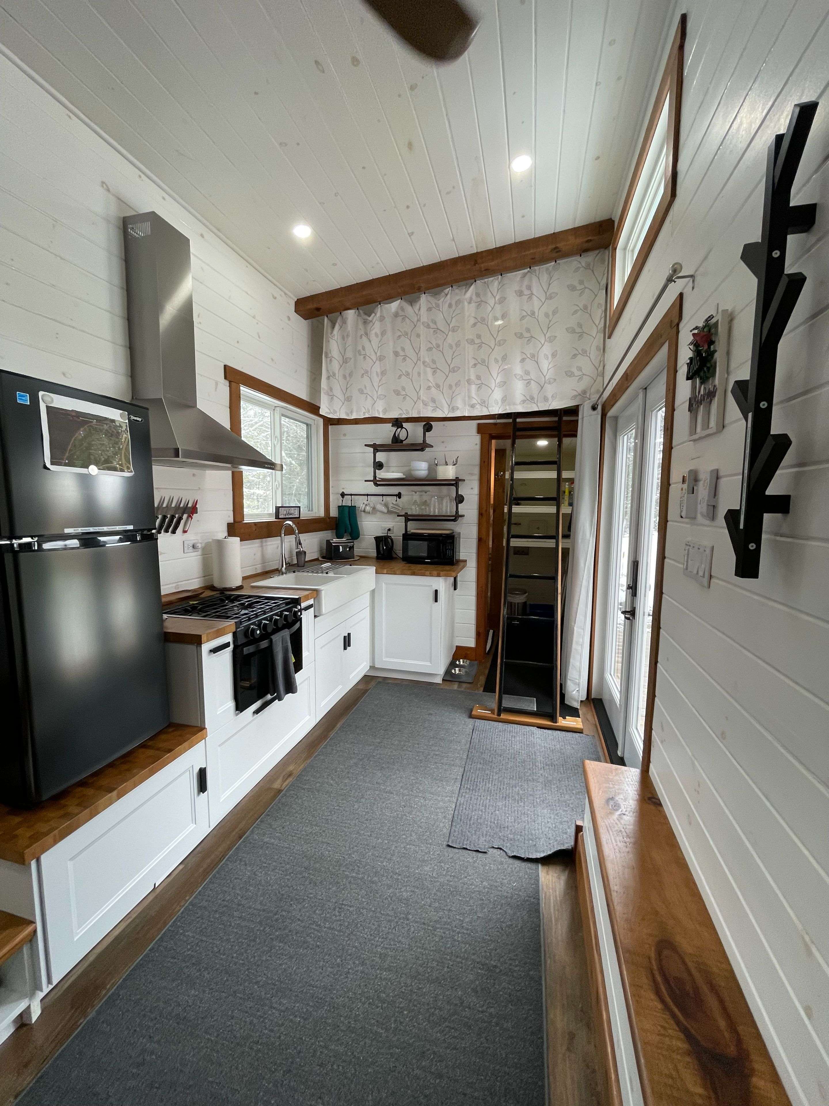 91.5 KING RD, Tay, ON L0K 2C0