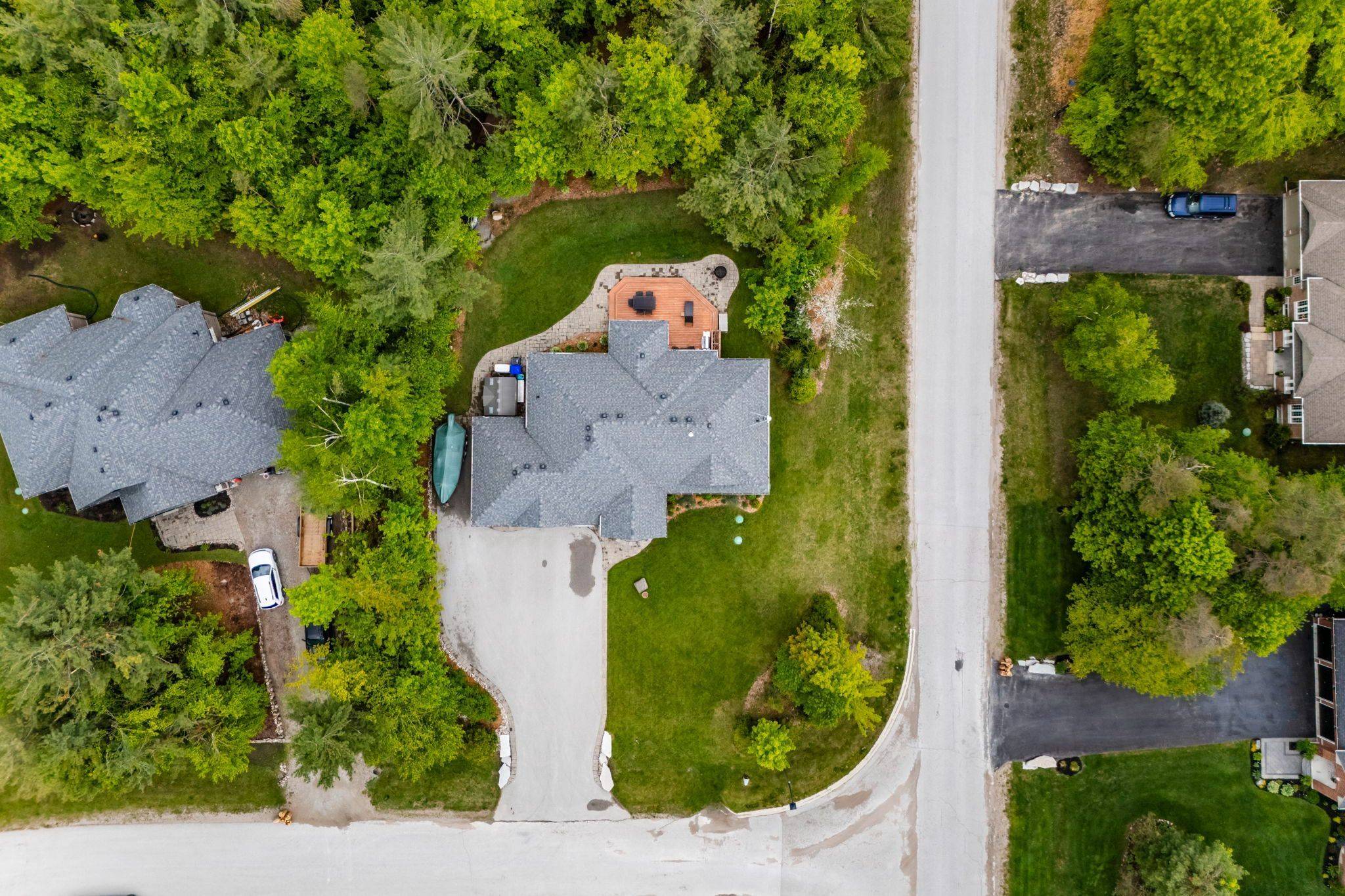 1 Topaz CT, Oro-medonte, ON L0L 2E0