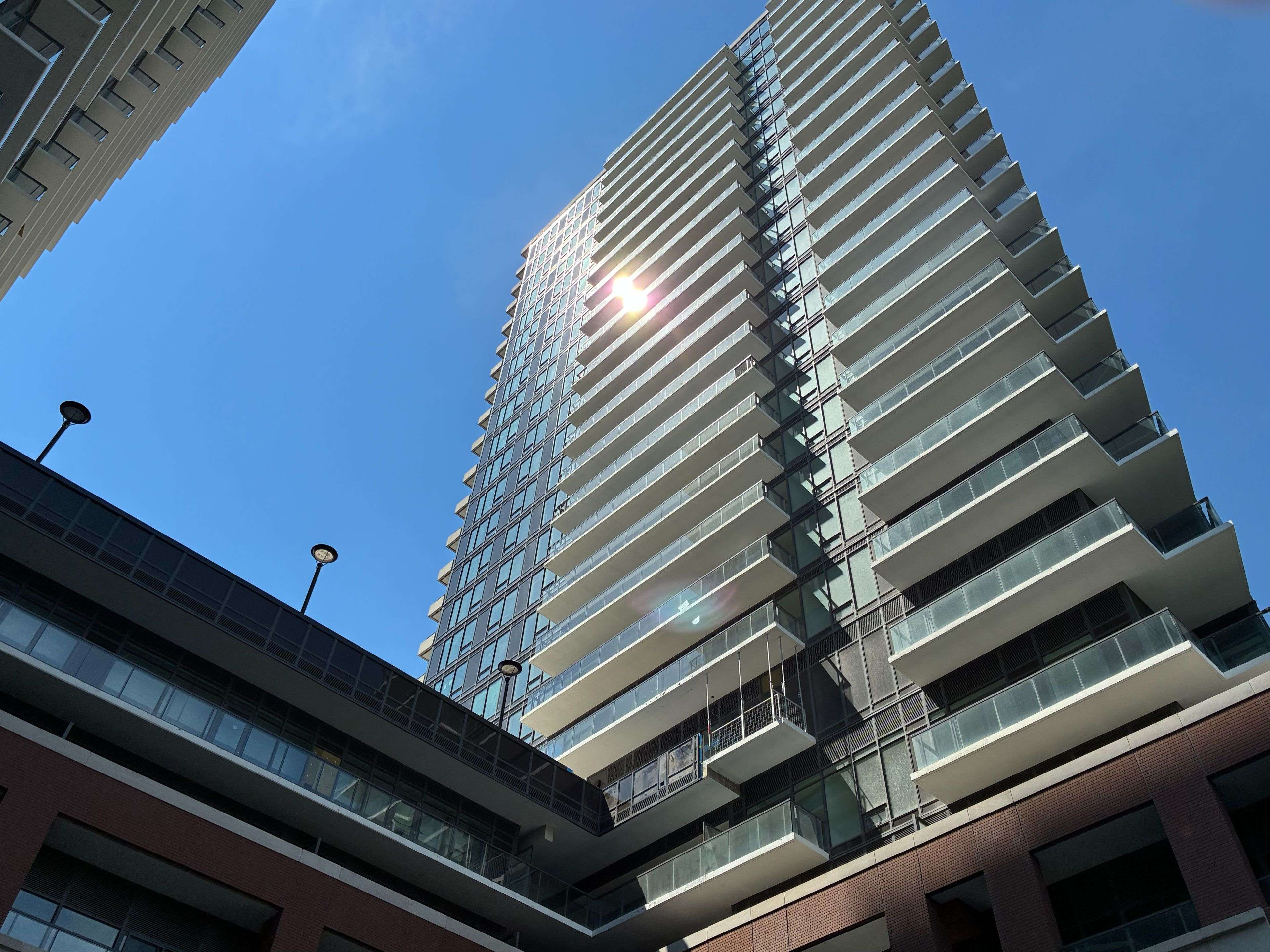 4010 Eglinton AVE W #601, Toronto W09, ON M9A 0G5