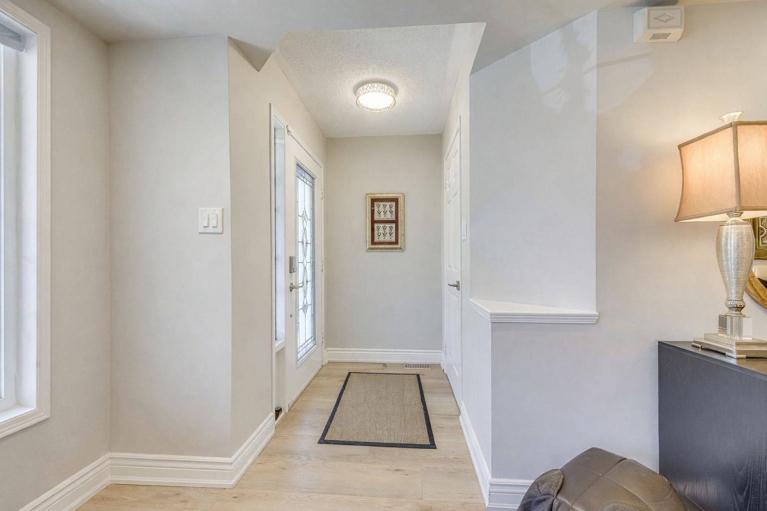 215 ROXTON RD, Oakville, ON L6H 6M9