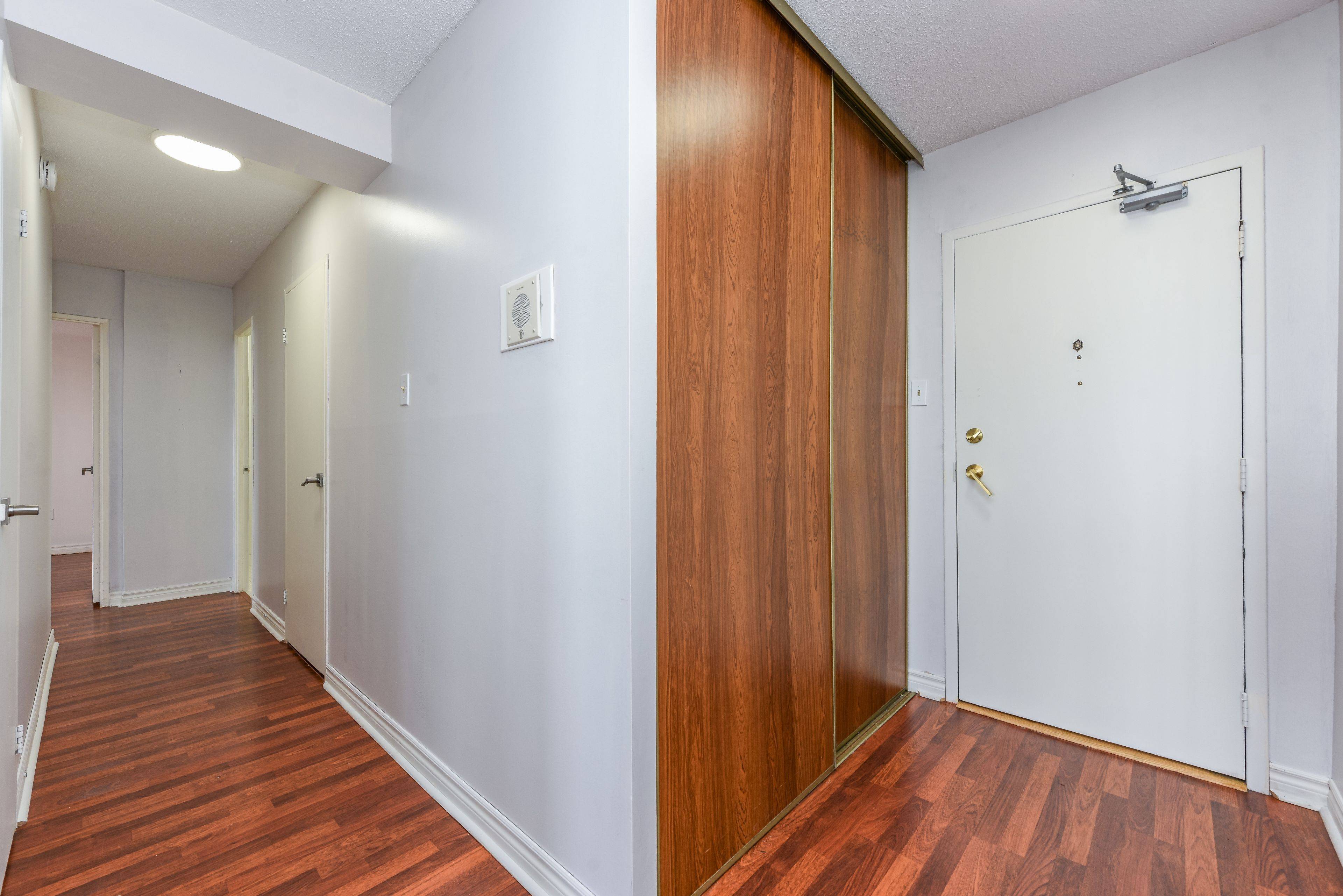 2055 Upper Middle RD #705, Burlington, ON L7P 3P4
