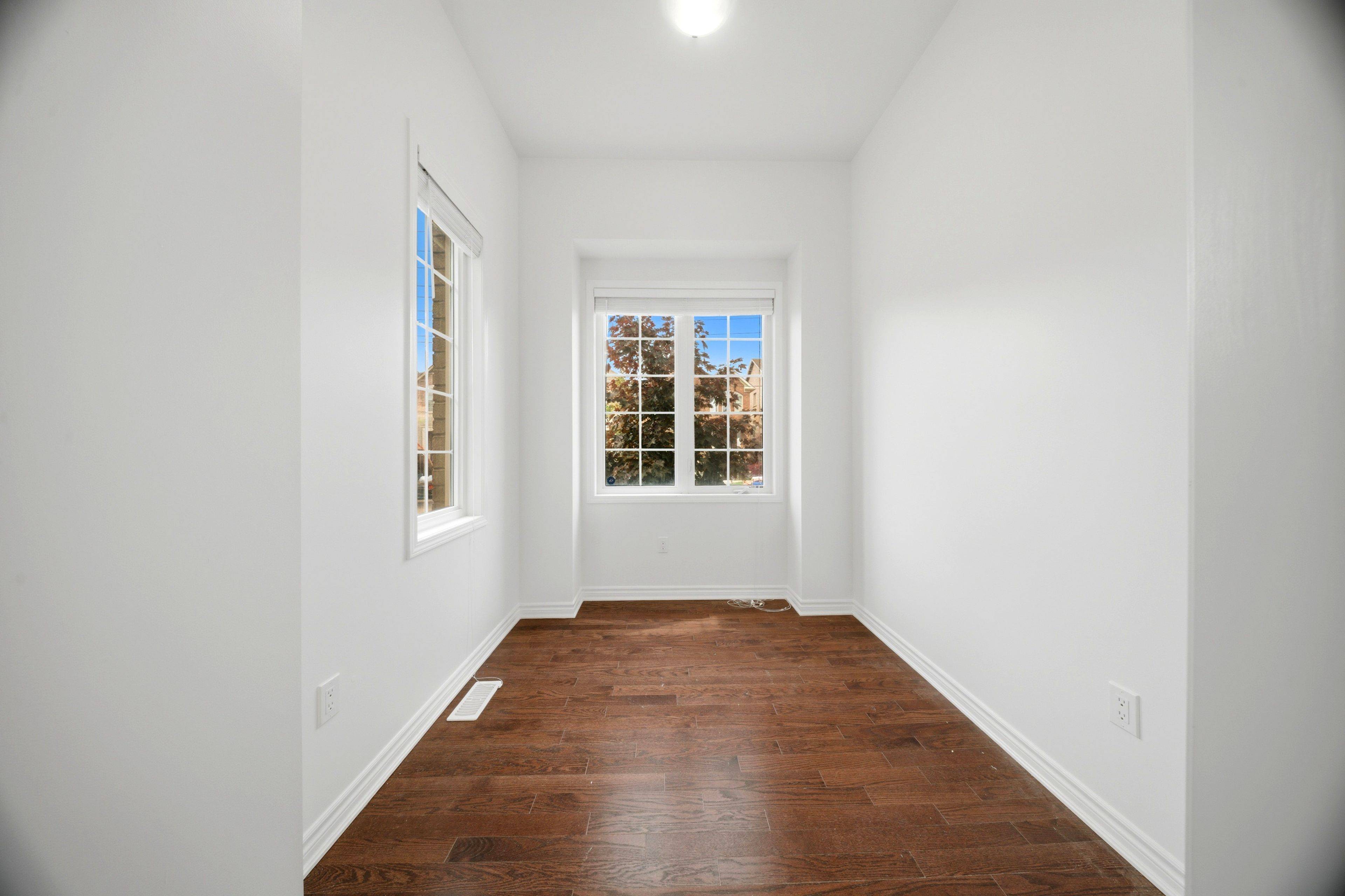 369 Cedar Hedge RD, Milton, ON L9T 8Y4