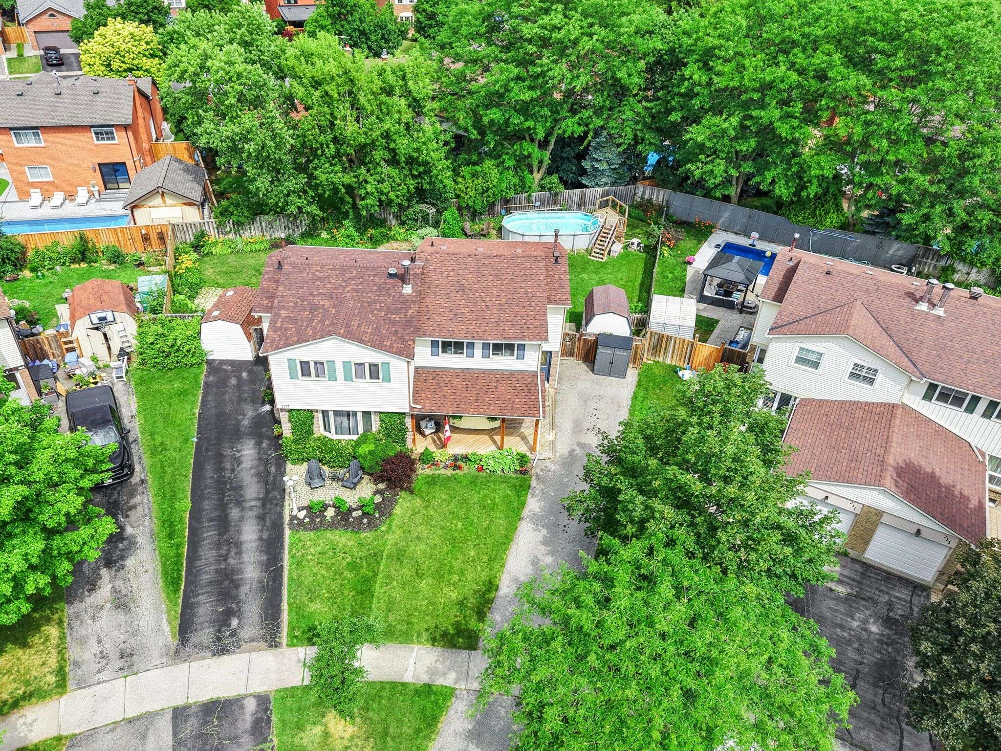 709 Middleton CRES, Milton, ON L9T 4C2