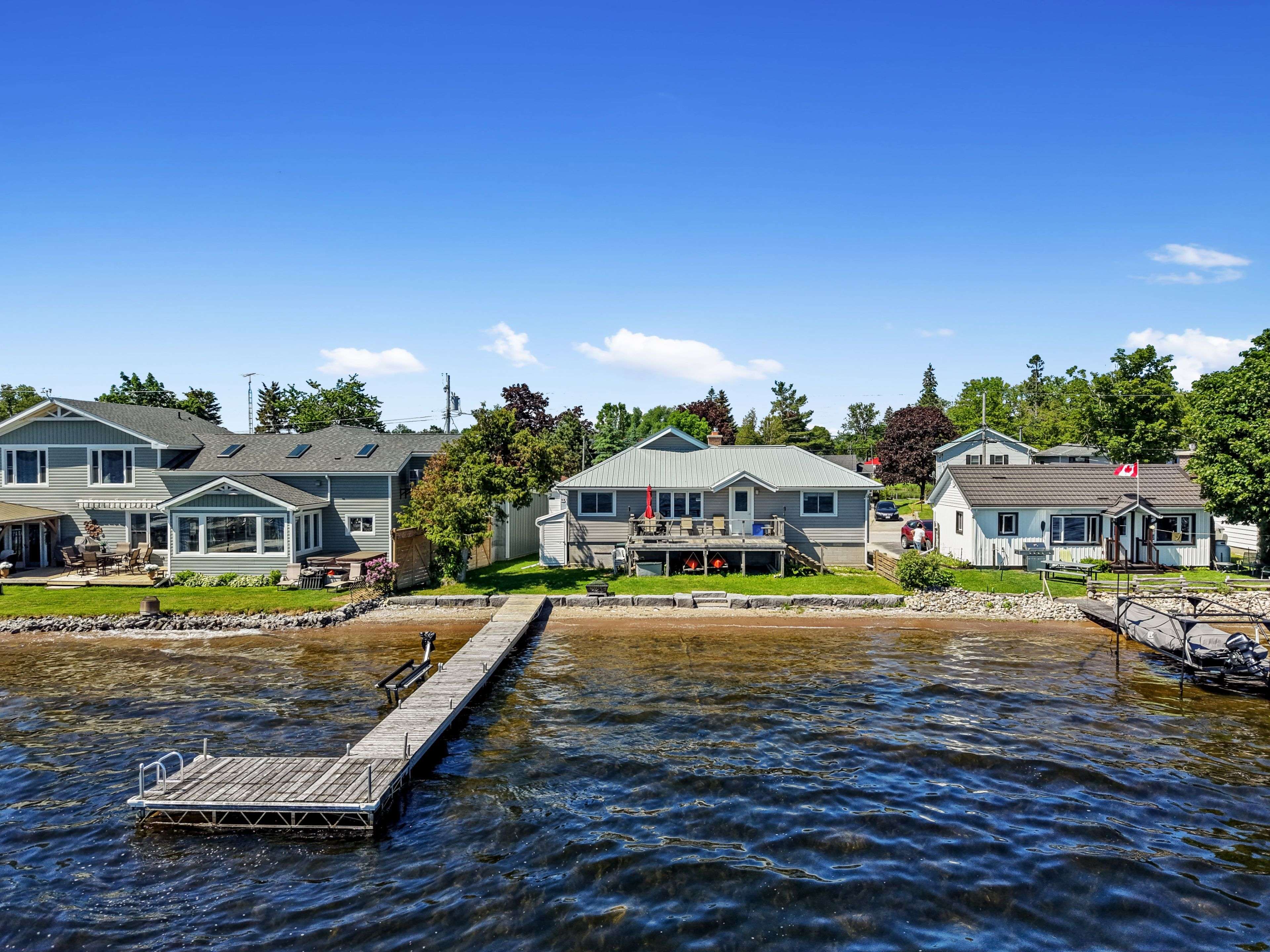 23 Manor RD, Kawartha Lakes, ON K0M 1G0