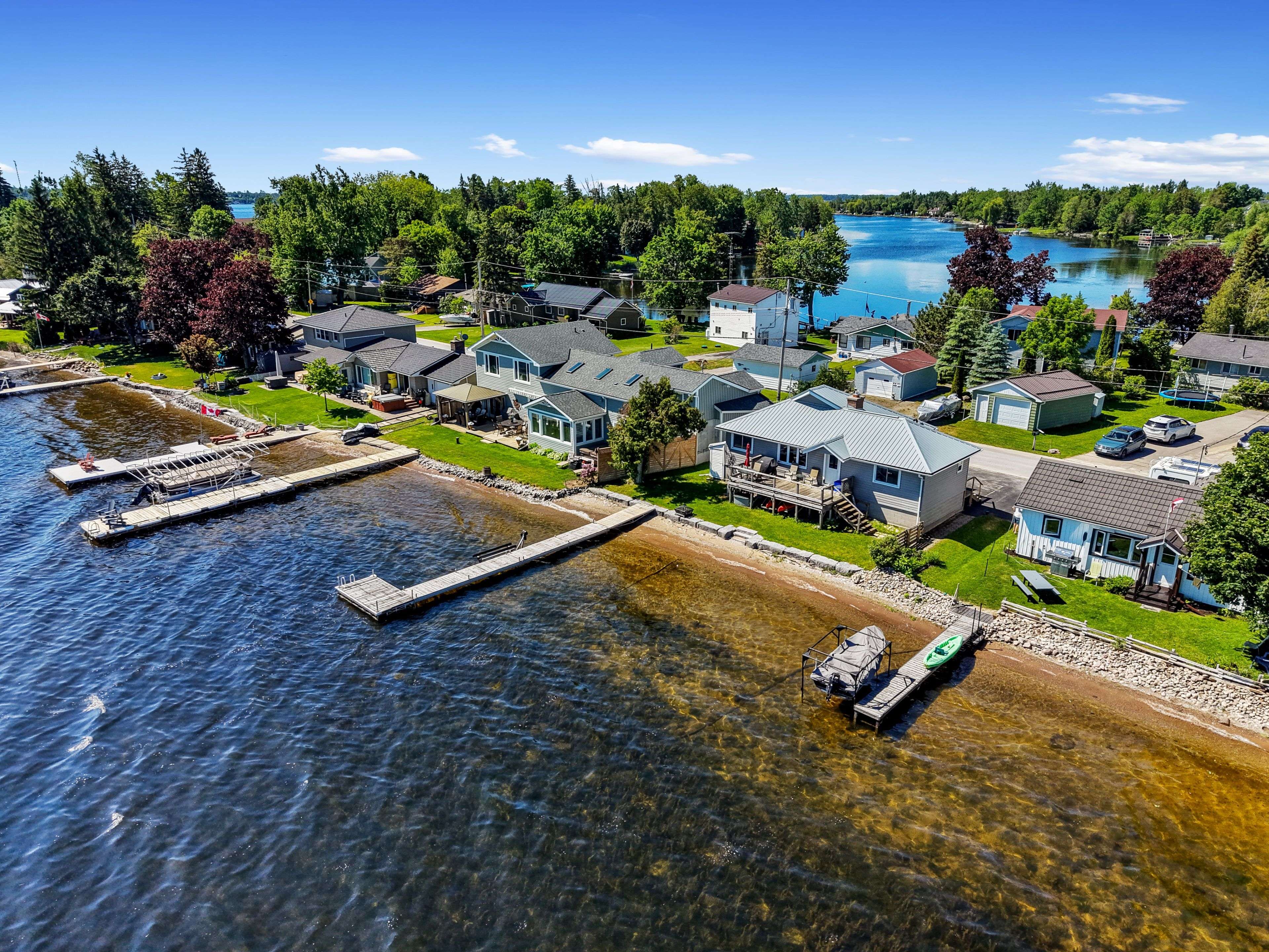 23 Manor RD, Kawartha Lakes, ON K0M 1G0