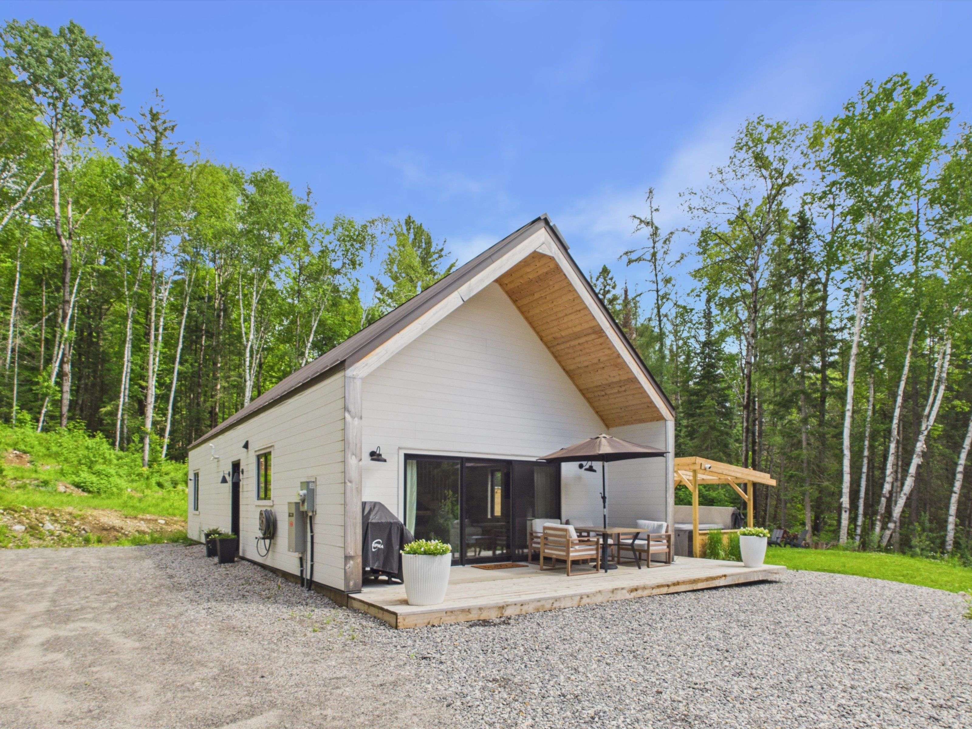 622 Fish Lake RD, Huntsville, ON P1H 2J6