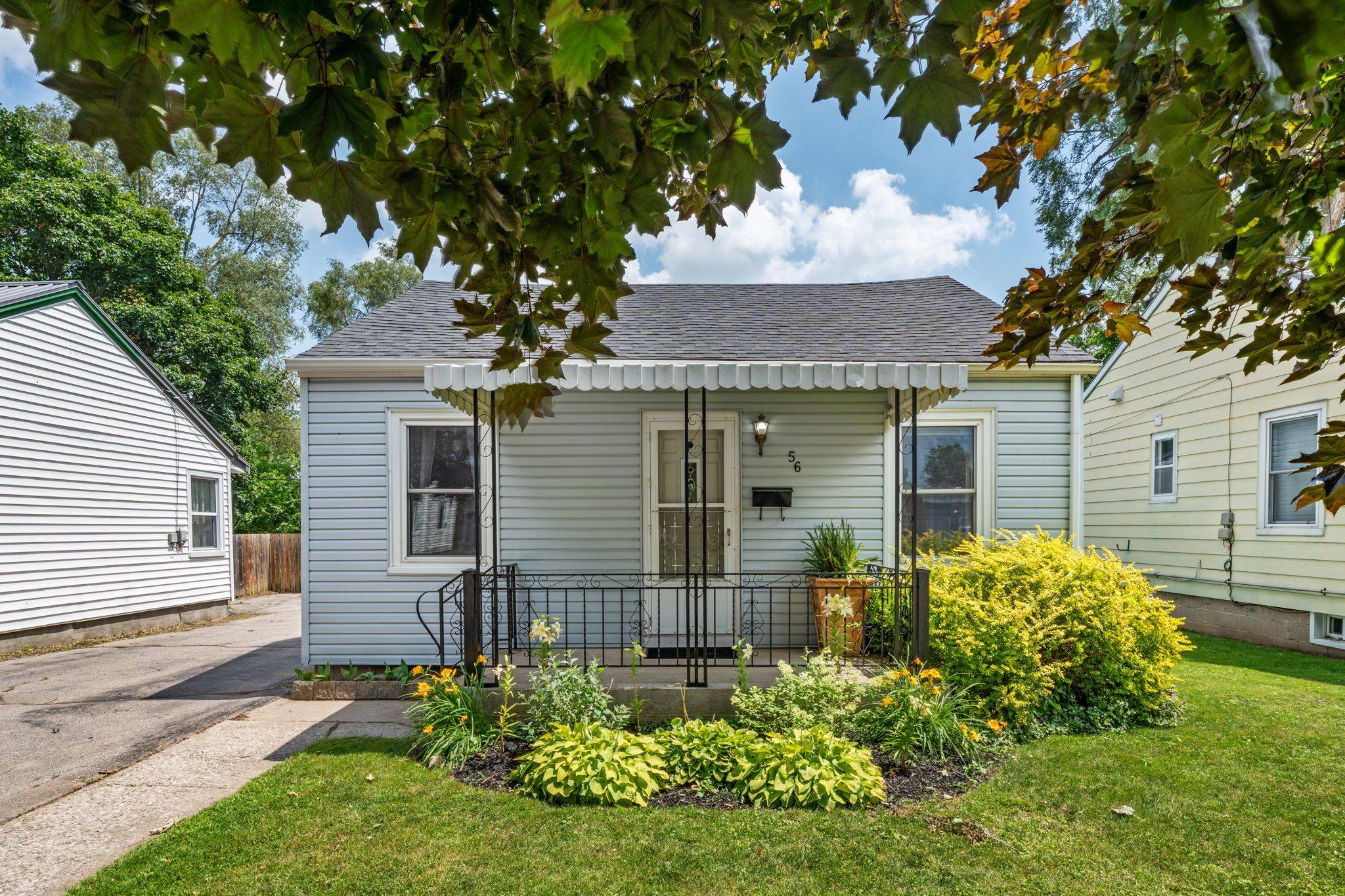 56 Sixth AVE, Brantford, ON N3S 1A7