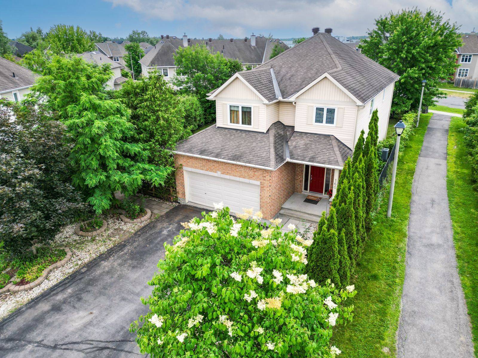 160 Hillman Marsh WAY, Blossom Park - Airport And Area, ON K1T 0A8