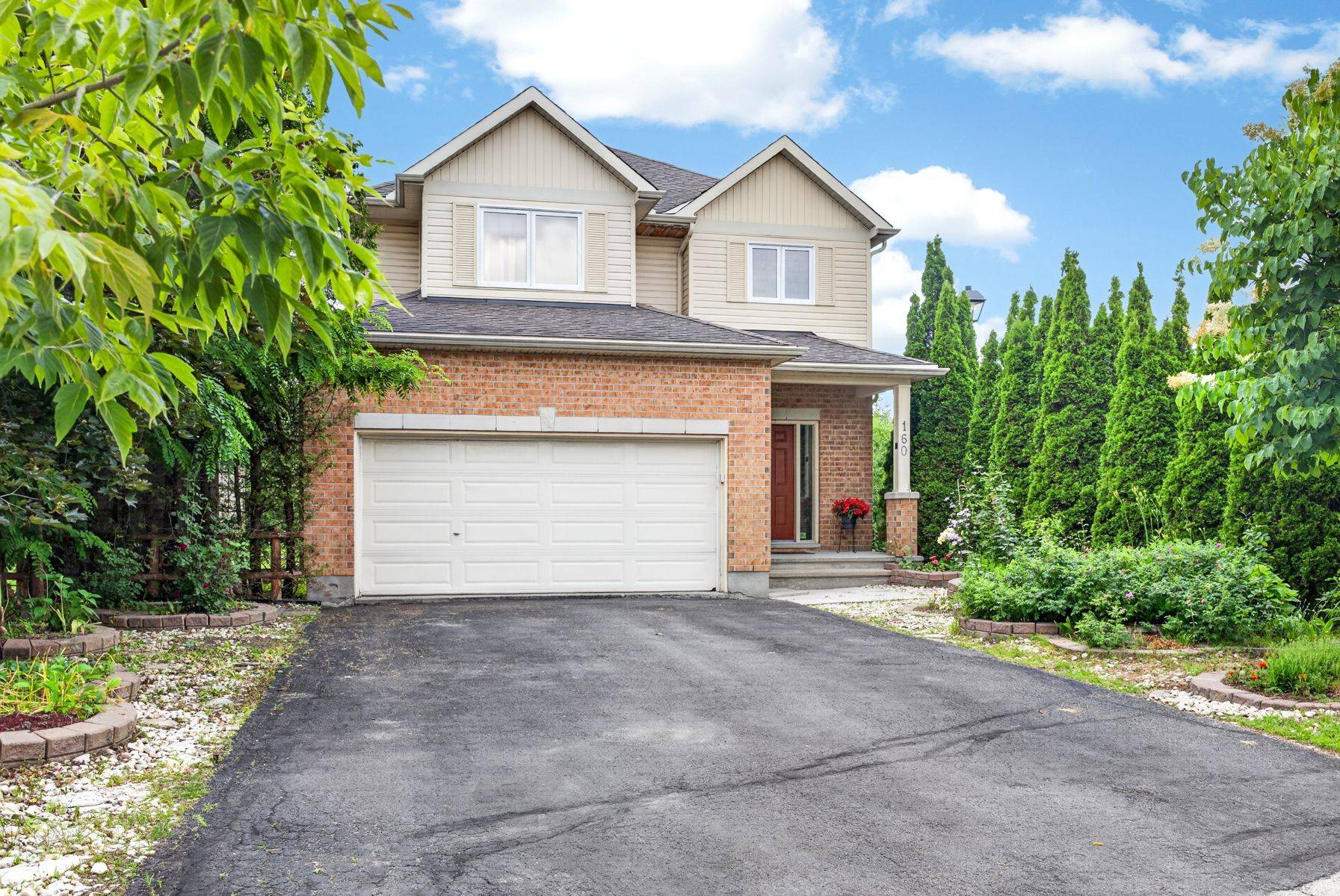 160 Hillman Marsh WAY, Blossom Park - Airport And Area, ON K1T 0A8