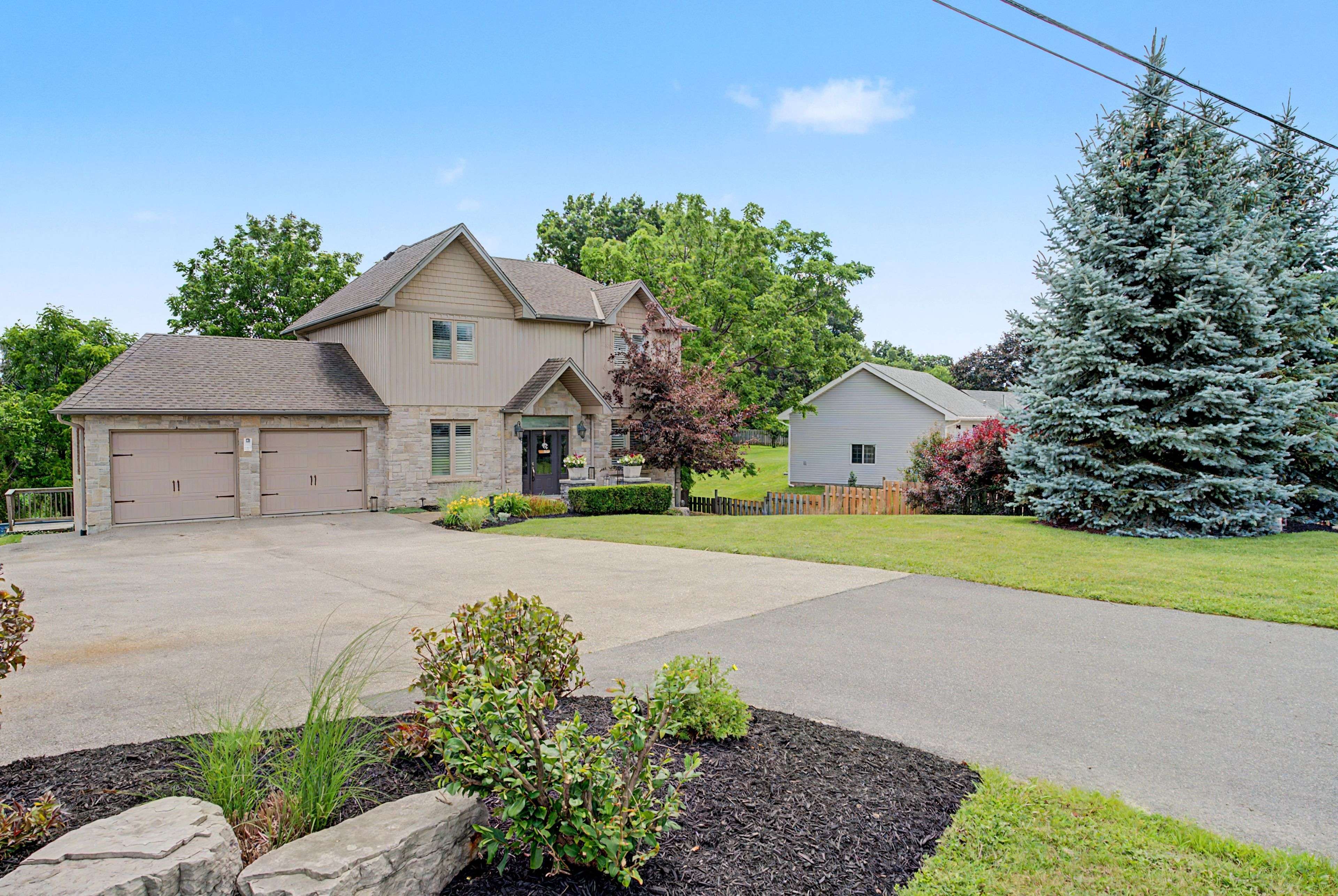 24 Brant RD, Brant, ON N3L 3E1