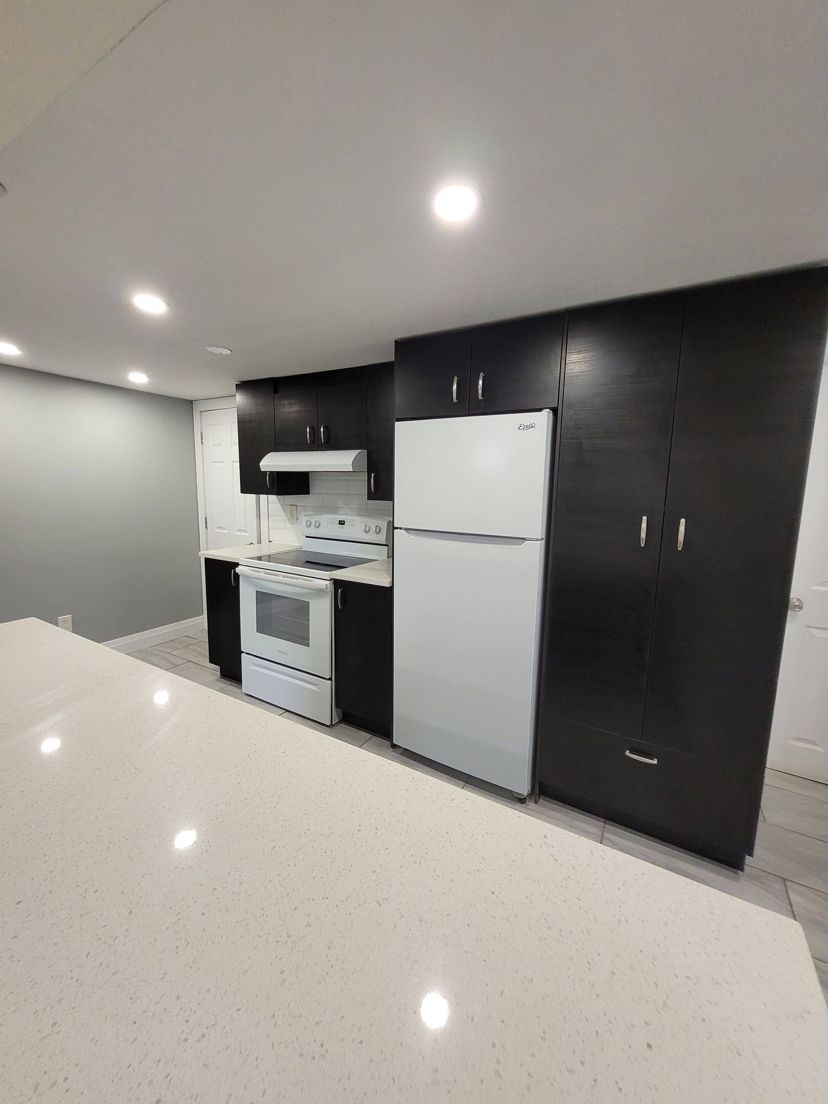 76 Glenview AVE #Lower, Cambridge, ON N1R 2W2