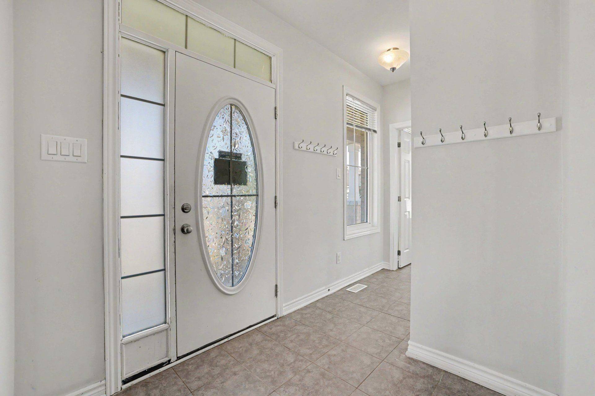 425 Aphelion CRES, Barrhaven, ON K2J 6N6