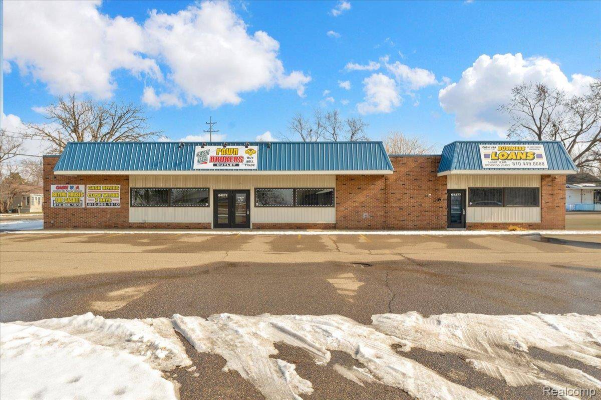 4277 S Saginaw ST, Burton, MI 48529
