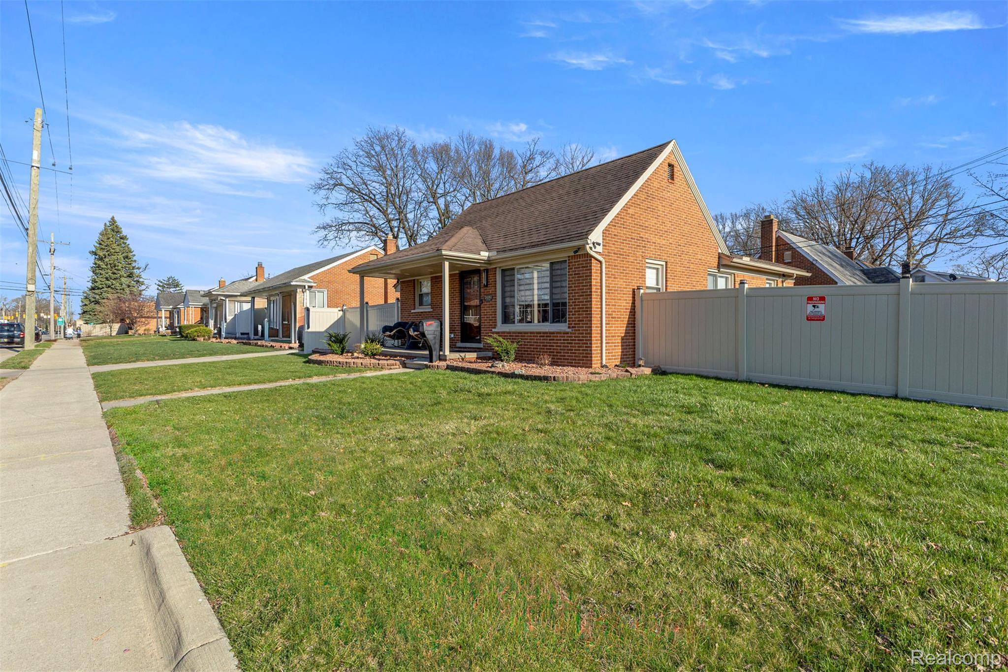 24161 Oxford ST, Dearborn, MI 48124