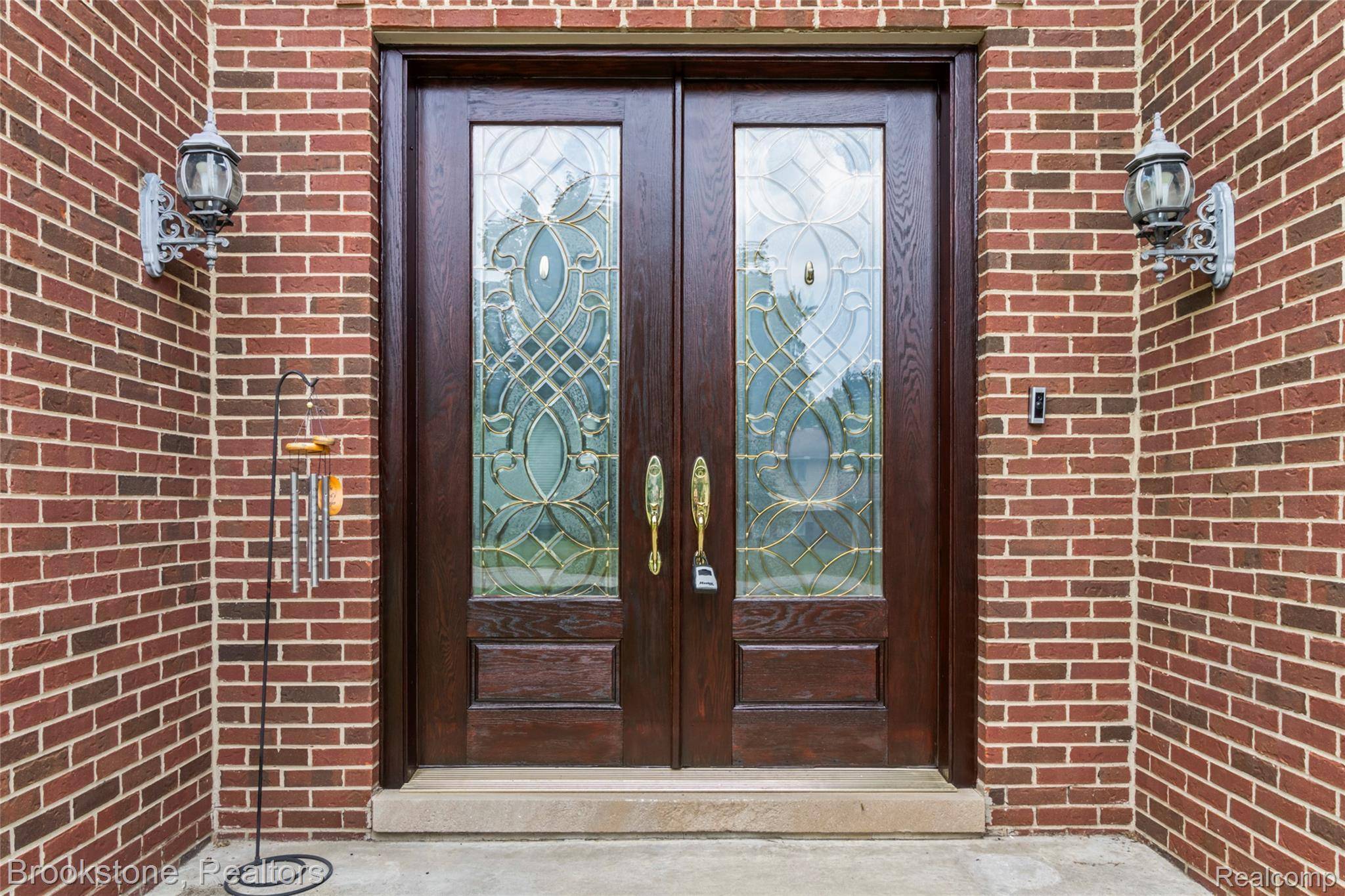 2115 ALDWIN DR, West Bloomfield Charter Township, MI 48324