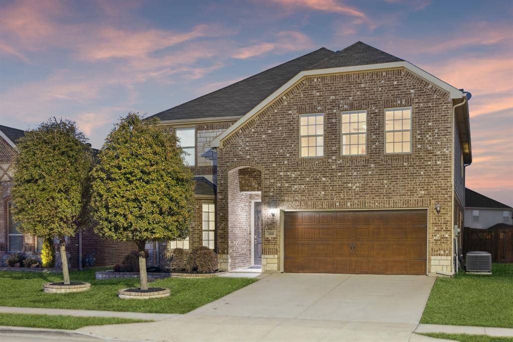 5448 Tuxbury Pond Drive, Fort Worth, TX 76179