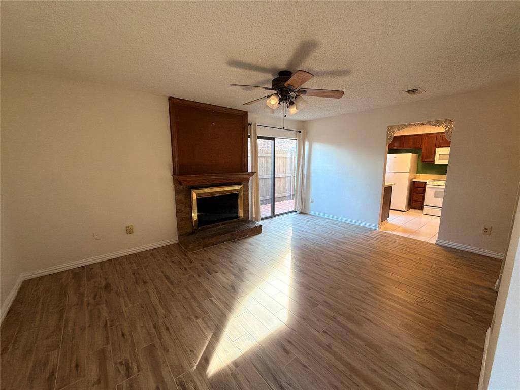 2327 Torrington Drive #C, Arlington, TX 76012