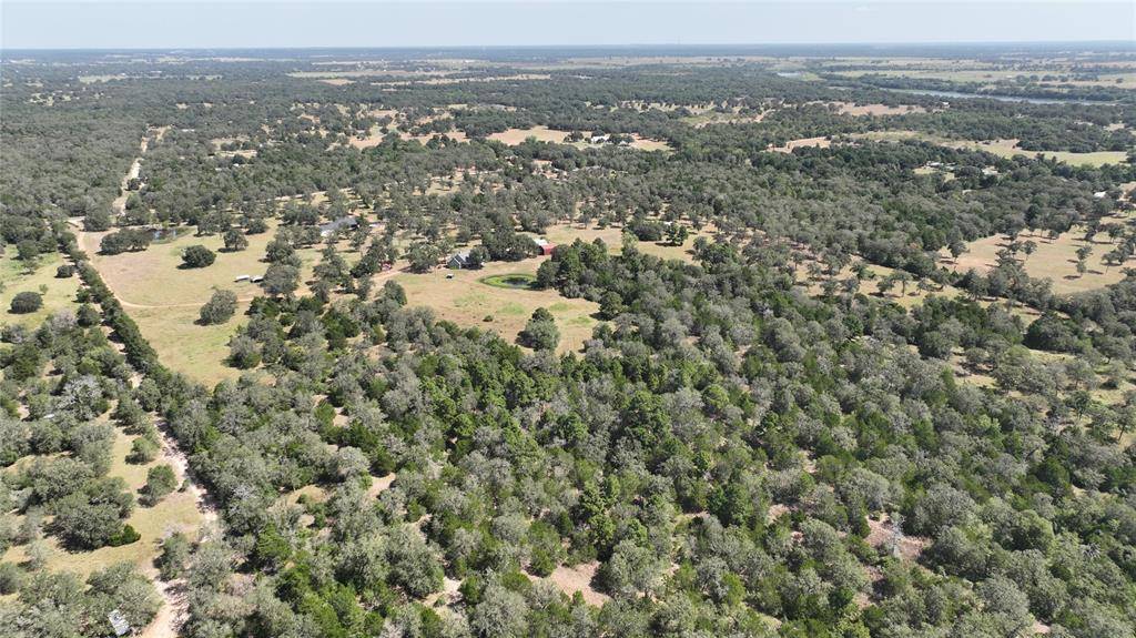 213 Joe Cole Lane, Smithville, TX 78957