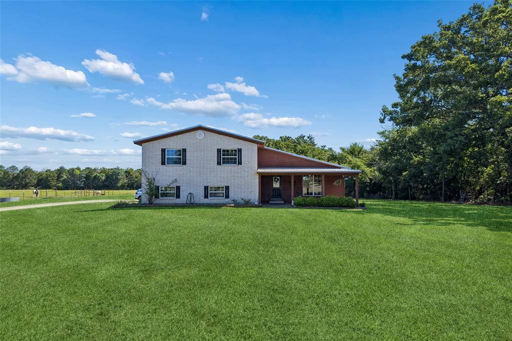 2986 Vz County Road 3208, Wills Point, TX 75169