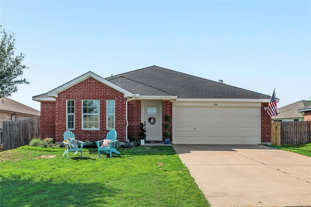 808 Sage Circle, Burleson, TX 76028